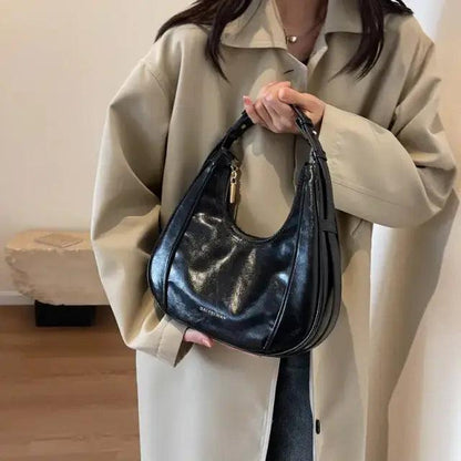 Medium Hobo Bag - Gabriela