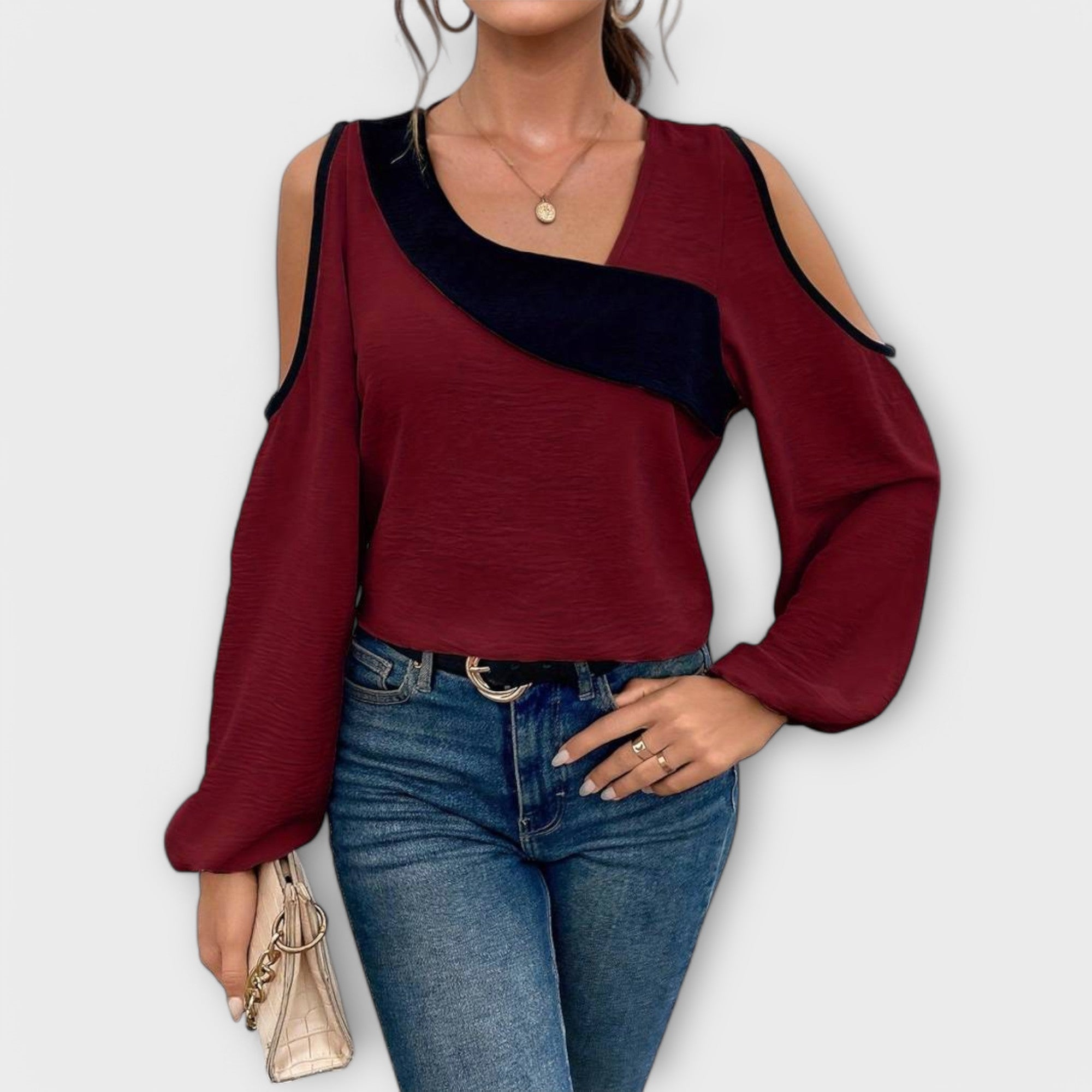 Scarlett - Blouse with Square Neckline